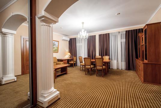 Codru Hotel Chişinău Værelse billede